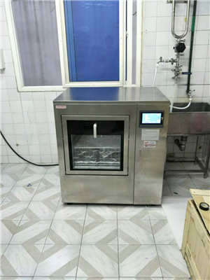 青島永合創(chuàng)信全自動洗瓶機入駐正大青春寶藥業(yè)