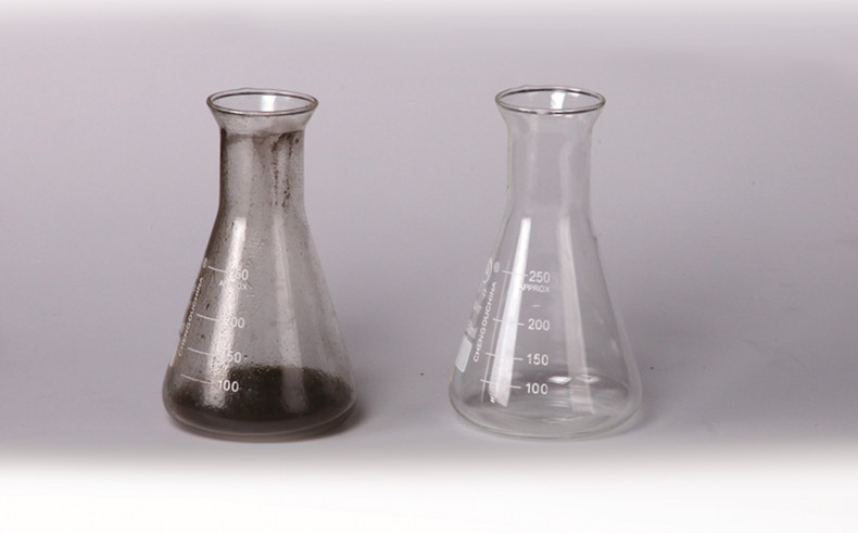燒瓶清洗對比.jpg 燒瓶清洗對比.jpg